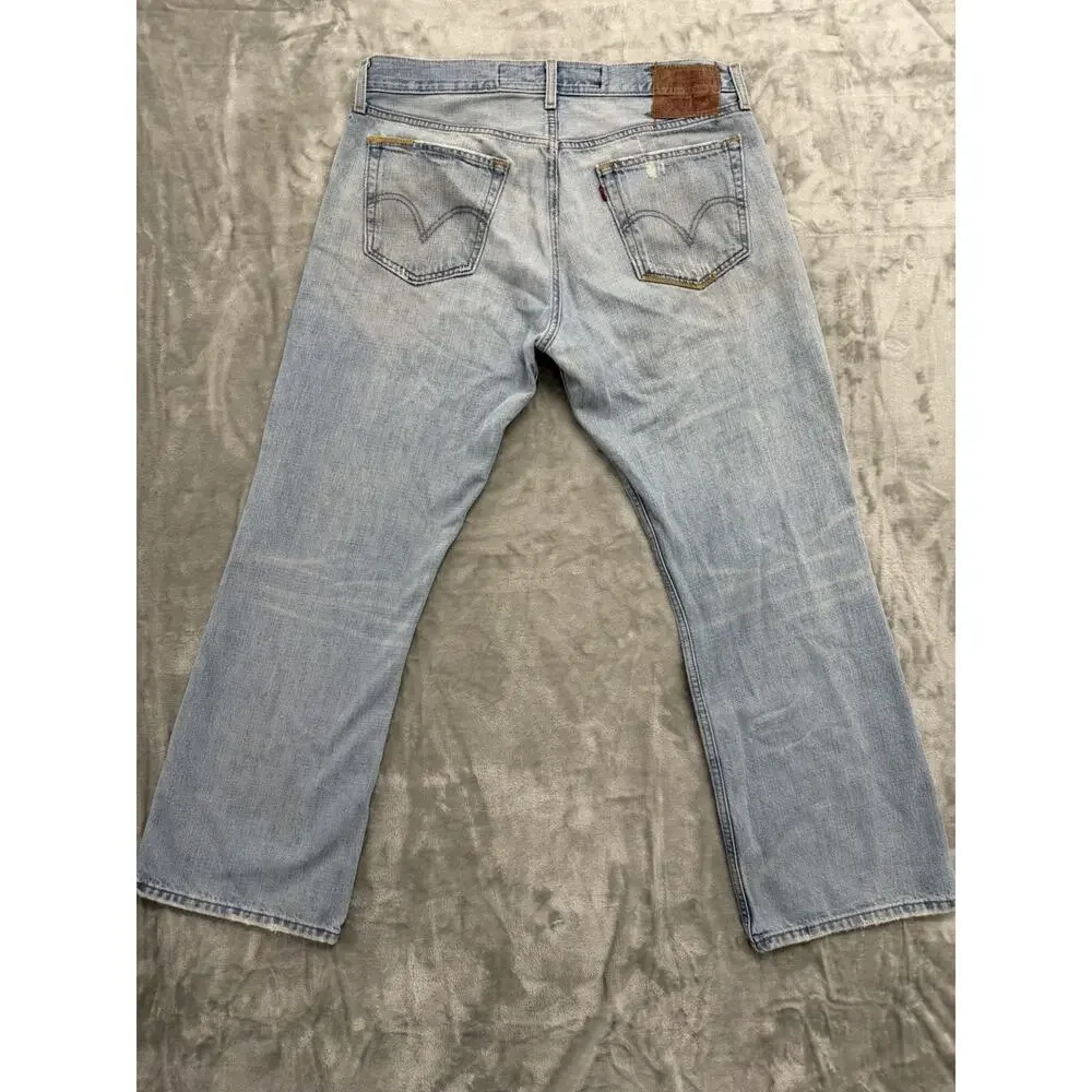 Levis levi 527